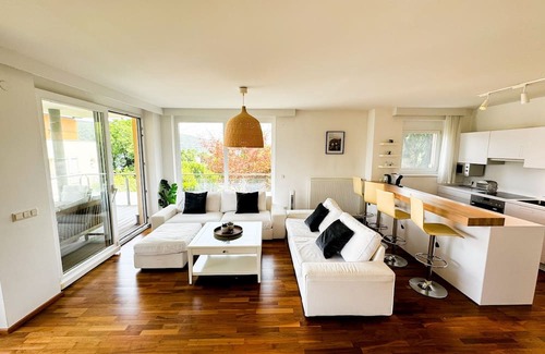 Augsdorf Apartment | 2 Bedroom Apartment, Terrace, private lake access