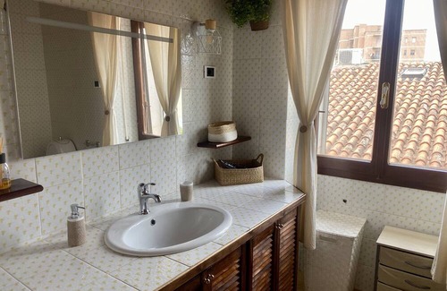 Sassari Apartment | Apartment 'Albore Guest House' with Wi-Fi and Air Conditioning