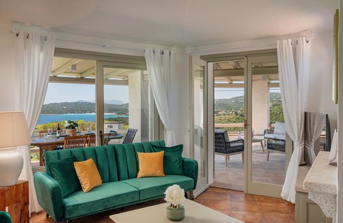 Porto Cervo Villa | Villa 'Luxury Diamond Porto Cervo' with Sea View, Wi-Fi and Air Conditioning