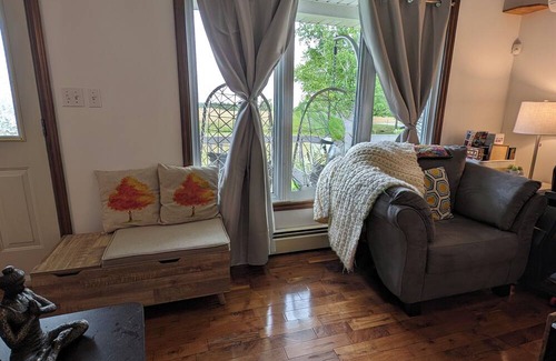Belle River House | Experience Coastal Serenity at Our Cozy Belfast Oasis!