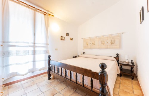 Villaputzu House | Holiday Home 'Villa Corallo' with Sea View, Wi-Fi and Air Conditioning