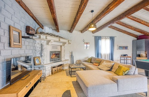 Rezanci Villa | Villa Una Ira Relax - Four Bedroom Villa, Sleeps 8