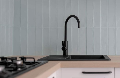 Stare Miasto District Apartment | Poznan Apartment By the Park by Renters