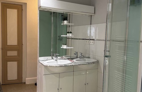 Brive-la-Gaillarde Apartment | Appartement Hyper Centre + Climatisé