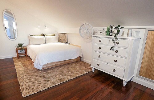 South Fremantle Apartment | A room with a view - South Fremantle