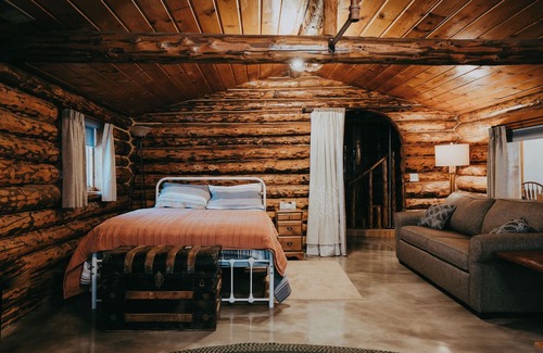 Trapper Creek House | Anna's 2Story w/Eagle's Nest-HCRL