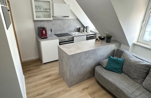 Mitte Apartment | Neue, moderne Wohnung im Zentrum, Schallschutzfenster, DisneyPlus