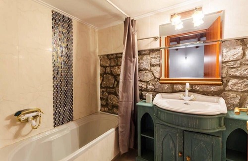 Paralio Astros House | Beachfront Astros Villa - Dukes Seaside Haven
