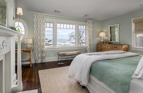 Cape Neddick House | Shoal's View - Oceanfront & Pool in Beautiful Cape Neddick