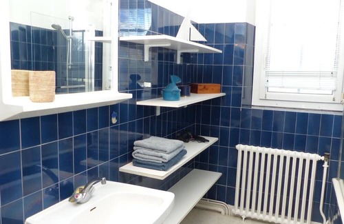 Bono House | Maison Familiale Avec Piscine, Proche du Port