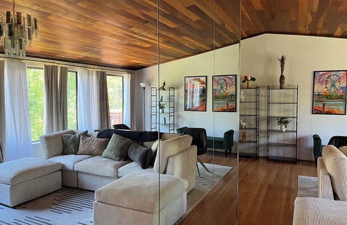 Oxon Hill House | Amazing 5BD Theater room, Game Lounge, Yoga & more—National Harbor/DC