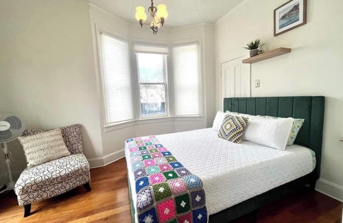 Grand Bank House | Cozy historical home in Beautiful Grand Bank! The Tiny Table Inn (1Bedroom)