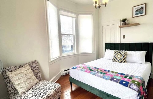 Grand Bank House | Cozy historical home in Beautiful Grand Bank! The Tiny Table Inn (1Bedroom)