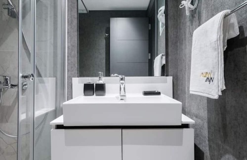 Kagithane Apartment | Juno - 3BD Fantastic Duplex Flat in a Residence