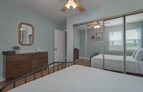 Cottage Line Apartment | *Beach/Pool* Sun Bum Suite @ Salt & Sea