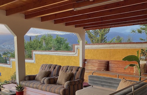 Maestros House | Stunning Home with Terrance Retreat and Breathtaking Views - Beach/Vineyards
