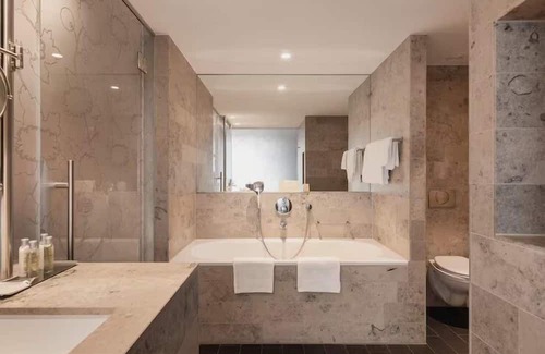 The Hague Center House | Unwind and Indulge In Our Oasis! Pet-friendly Property!