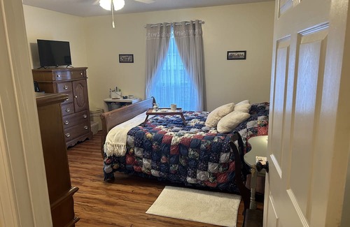 Atmore Apartment | Highland Haven studio guest suite. Cozy, comfy, private&convenient. Has it all!