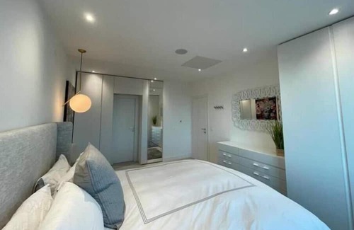 Municipality of Dubrovnik Apartment | Spacious Apt. LuxeView4- SeaView