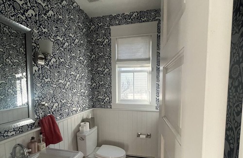 Newlands House | 4 Bedroom Newlands Home Blocks from trails & 1 mile from Pearl Street Mall