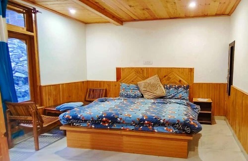 Kasol House | Lovely hotel with WiFi in Kasol