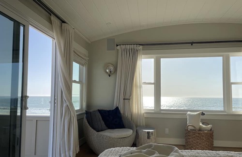 Pierpont Bay House | Ventura GETAWAY Ocean Front Beach House