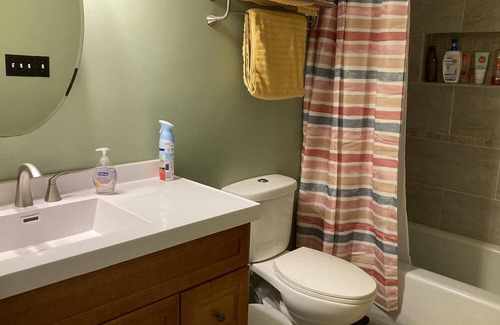 Ellettsville House | Charming 3-bedroom house in Ellettsville w/ Fiber internet & backyard fire pit