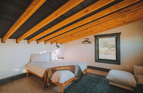 Ironton Cabin | Dragonfly Cabin | Ironton Island