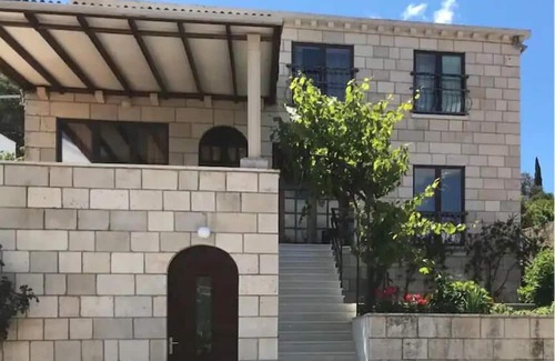 Medvinjak Apartment | Charming apartment for two in Korčula