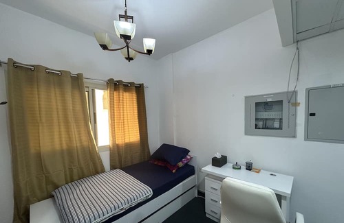 Al Sabkha Apartment | The Regal Residency Studio, 1 Minute Walking Distance from Gold Souk