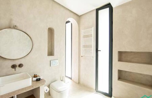 Hammamet House | Villa Californie Luxe en bord de mer avec services