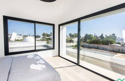 Hammamet House | Villa Californie Luxe en bord de mer avec services