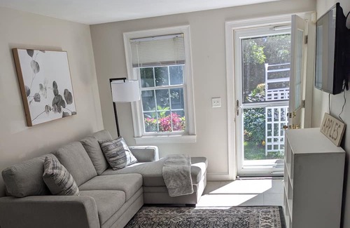 Mashpee Apartment | In law apartment, walk to Mashpee Commons for restaurants, shopping