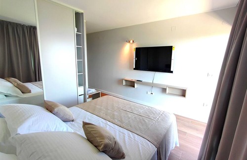 Opric Villa | Spacious villa in Opatija Riviera with terrace, swimming pool and sea view.