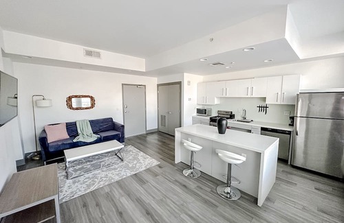 Downtown Springfield Apartment | Sleepover: Ideal 1BD/1BA - Downtown Springfield