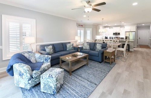 Garden City Condo | 3 BR Condo with a Shared Pool! Tupelo Bay 704 - Chipping Away