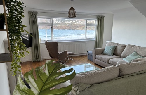 Port Erin House | Beach front home with garage and terrace, pet friendly