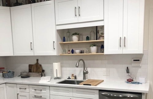 Kingsburg Apartment | Cozy and comfy country guest house