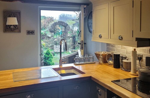 Stoke Gabriel Cottage | 1 bedroom accommodation in Stoke Gabriel, near Totnes