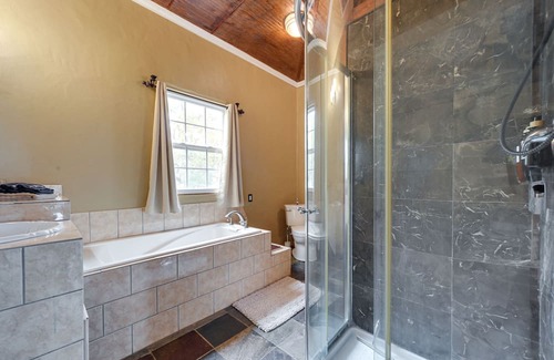 Spring Branch Villa | Pet-Friendly Spring Branch Villa Near Canyon Lake!