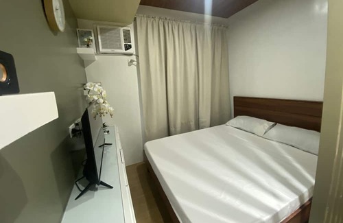 Tagaytay Condo | Studio unit - NA Suites at Pine Suites Tagaytay. Pet friendly!