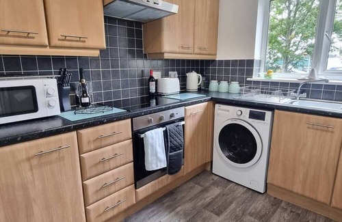 Leigh Apartment | The Pennington Apartment Next to Sports Village