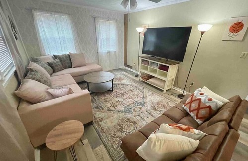 Starkville House | This house is a 4 bedroom(s), 2 bathrooms, located in Starkville, MS.