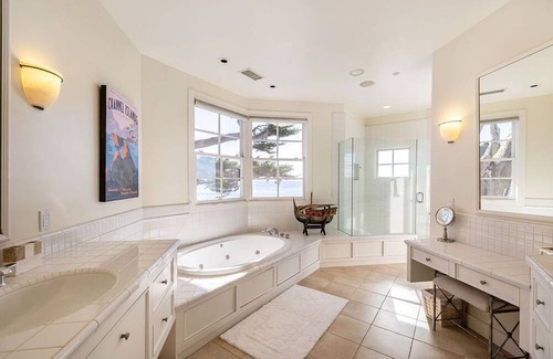 Carpinteria House | Stunning beachfront estate in the ultimate location in the Rincon Point!