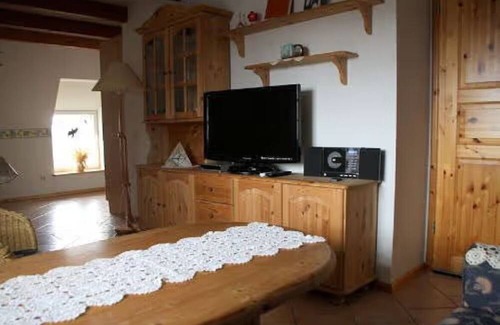 Fedderswarf Apartment | Apartment 'Ferienwohnung Nordwarft' with Private Terrace, Private Garden and Wi-Fi