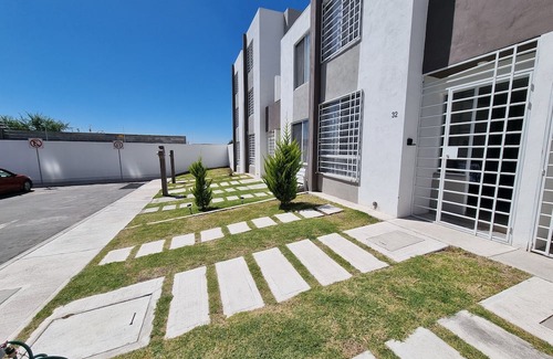 Queretaro Municipality House | Casa Amplia Garde
