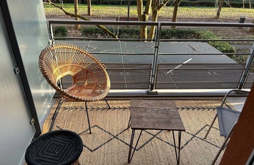 6th Arrondissement Apartment | Appartement 85m2 vue sur le Parc de la Tête D'or