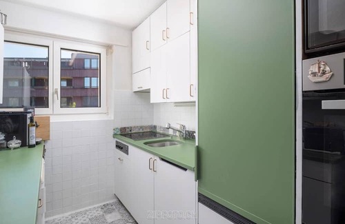 Meilen District Apartment | Schöne Wohnung 10 min von Zürich See Netflix/wifi/parkplatz