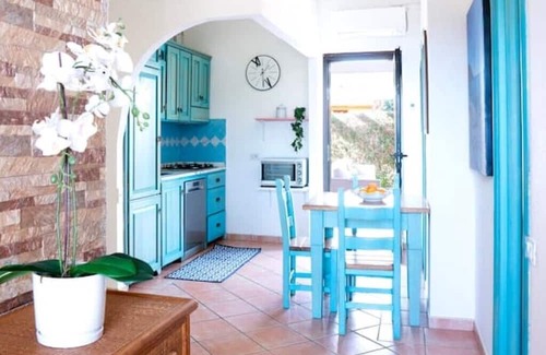 Costa Rei Villa | Beautiful villa 30mt from the sea with big garden, bbq, parking, wi-fi, Netflix