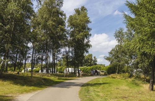 Wilsum RV Rental | Your traditional, elegant, luxurious or ultramodern caravan can be connected to a water connection, but also a waste water drain at the comfort camping site.